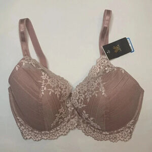 WACOAL Embrace Lace Bra 32D Underwire Plunge Neckline NWT